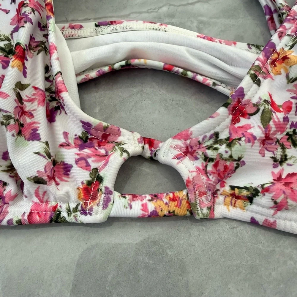 Women’s Aeropostale Ditsy Floral Bikini Cutout High Waisted Scoop Neck Small - Picture 6 of 16